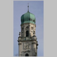 Passau, Dom, Foto Bieri, sueddeutscher-barock.de, bis 1898 nach Plaenen von Architekt Heinrich von Schmidt oktogonale Aufbaute.jpg